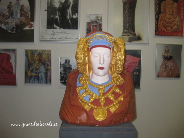 Dama de Elche en Alcudia 